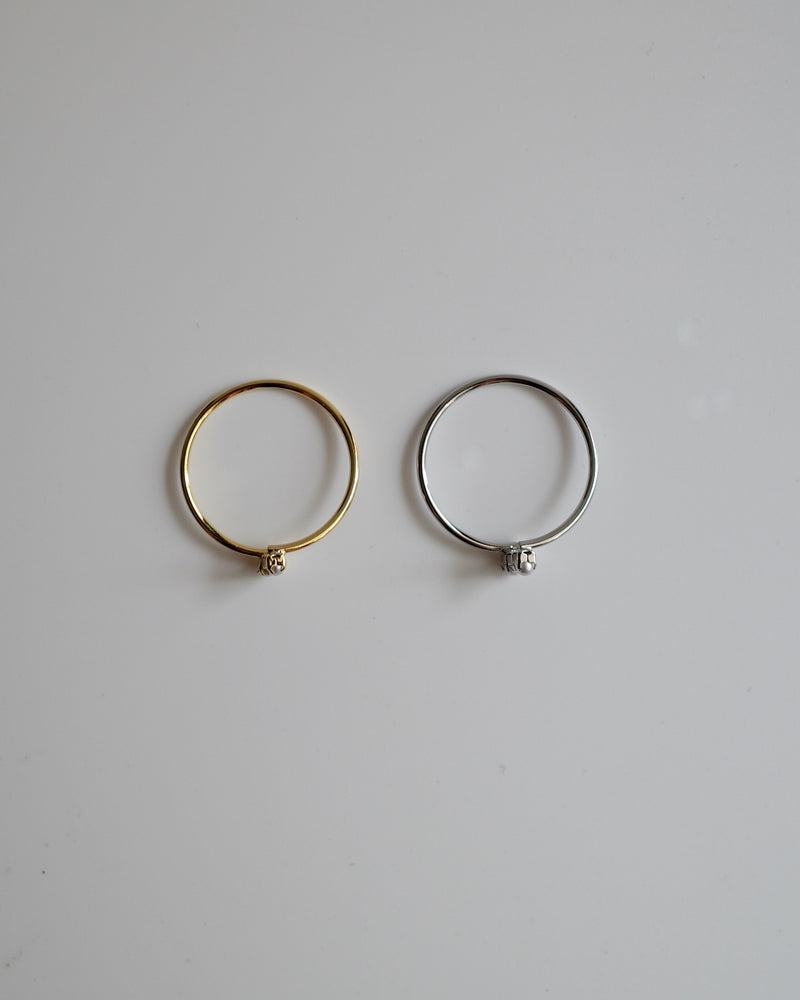triple small pearl ring