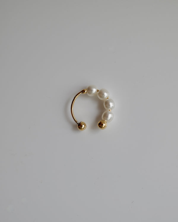 small half paerl ear cuff