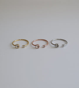 zir hug ring