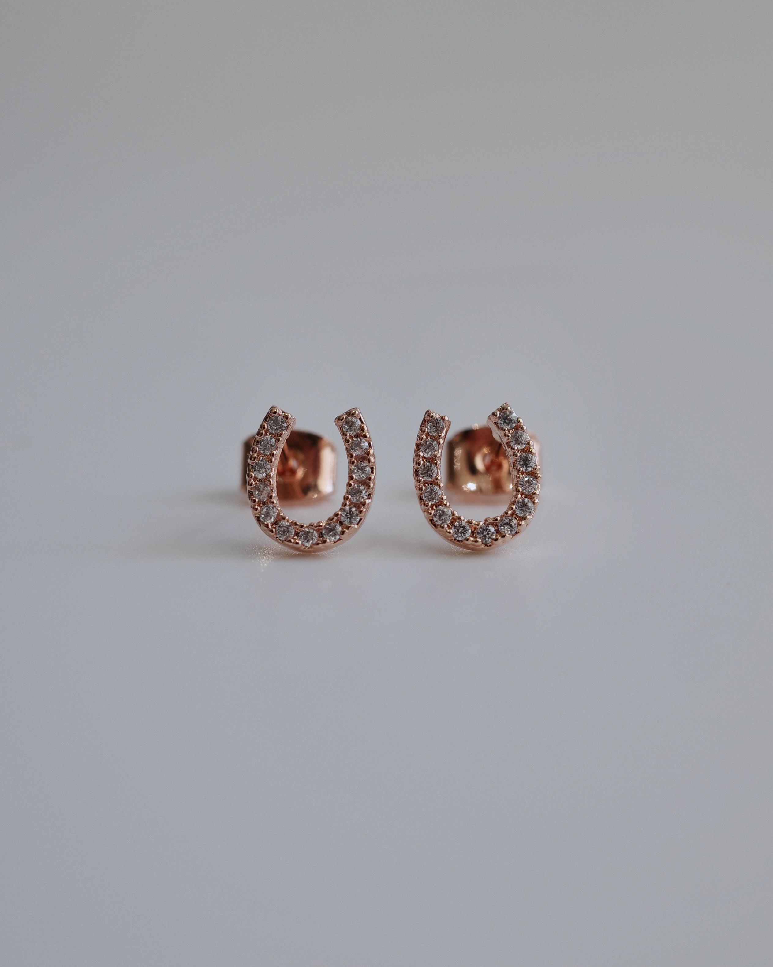 horse shoe pierce – beller