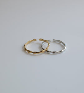 distorted thin ring