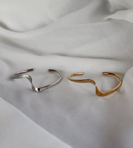back wave bangle