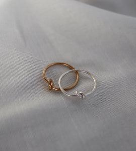 matter Knoten-Pinky-Ring