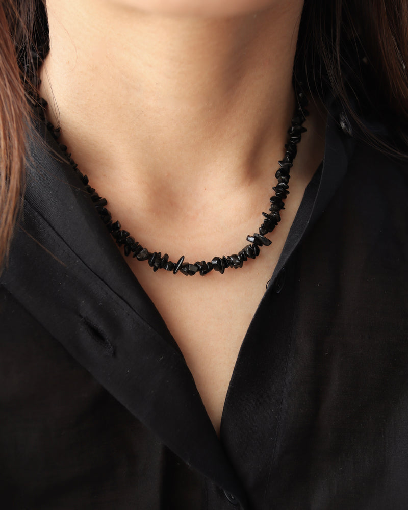 black scatter necklace
