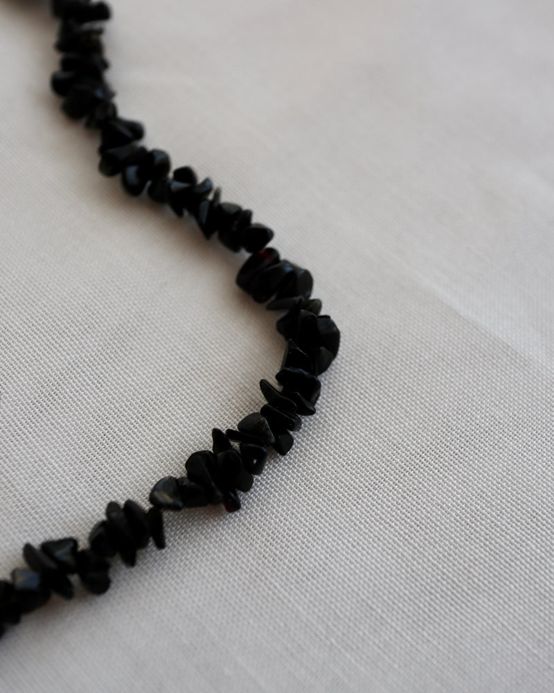black scatter necklace