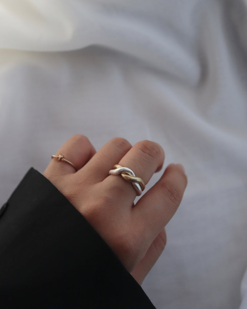 matte golsil wave ring