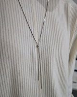 shiny knot long necklace