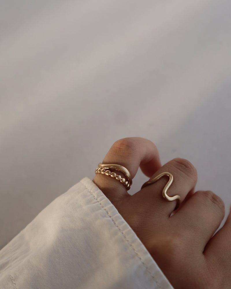 dot wave pinky ring & ear cuff