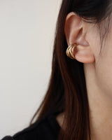 overlapping threads pinky ring & ear cuff