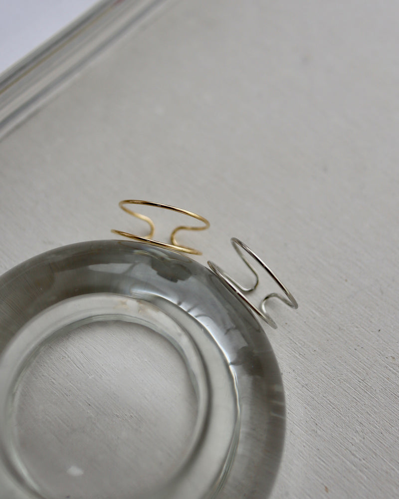 thin w ring & ear cuff