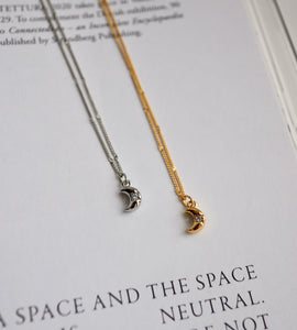 solid moon necklace