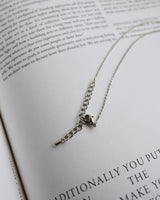 petit star studs necklace
