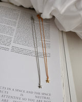 petit star studs necklace