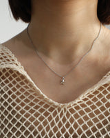 petit star studs necklace