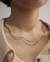 shiny wavy neck cuff