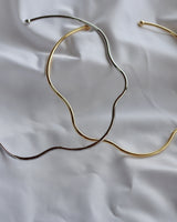 shiny wavy neck cuff
