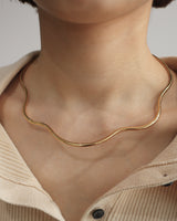 shiny wavy neck cuff