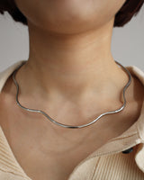 shiny wavy neck cuff