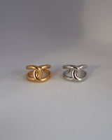 shiny contortion ring