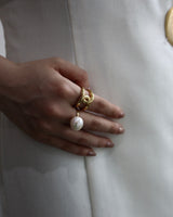 shiny contortion ring