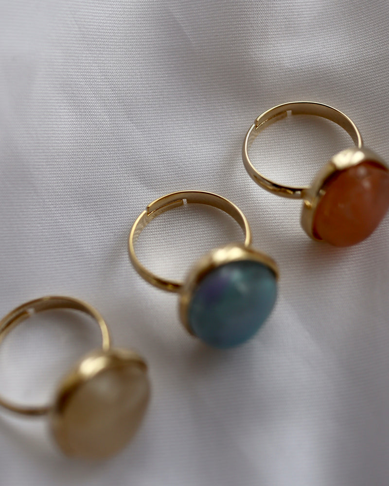 sheer color stone ring