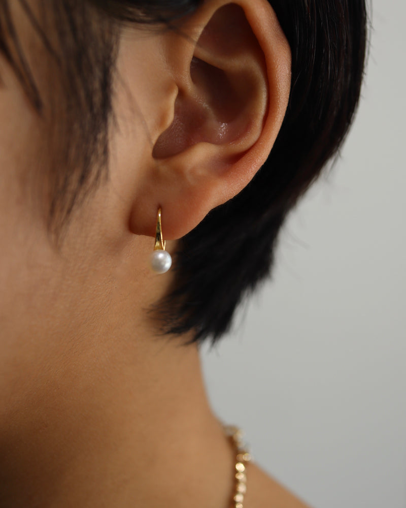 pearl droplet pierce