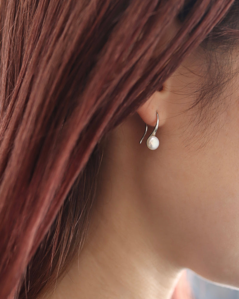 pearl droplet pierce