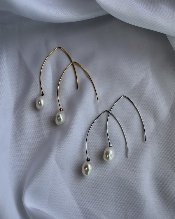 pearl hook pierce