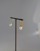 pearl droplet pierce