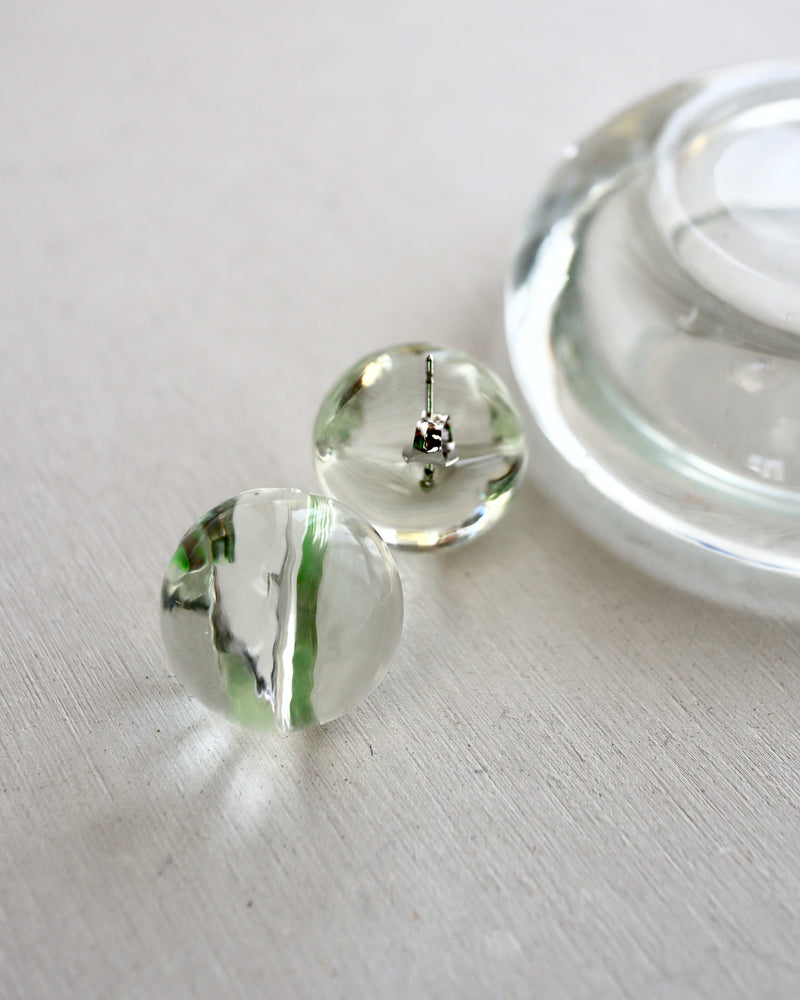 sphere glass pierce