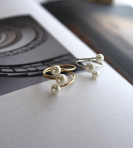 triplet pearl ring