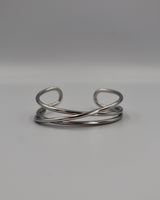 continuing line bangle