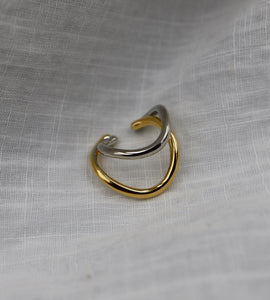 wavy golsil line ear cuff