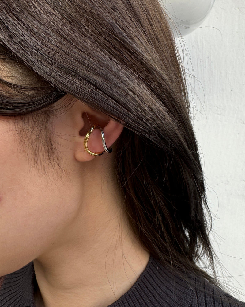 wavy golsil line ear cuff