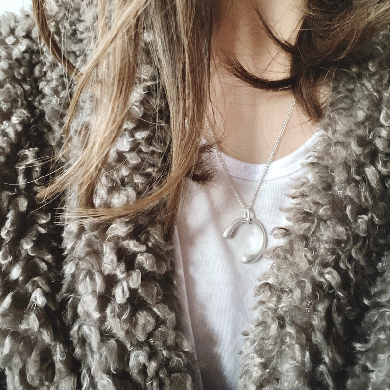 slippery necklace - beller