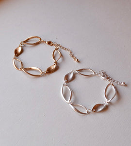 twist ellipse bracelet