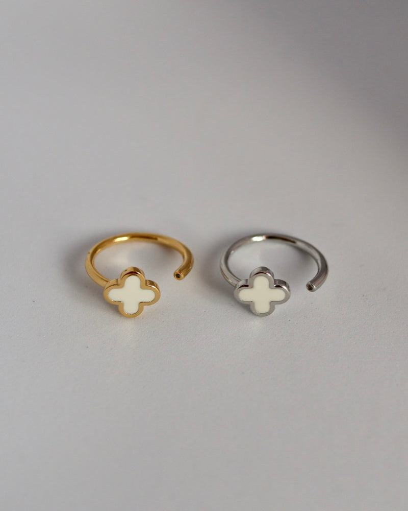 color clover ring