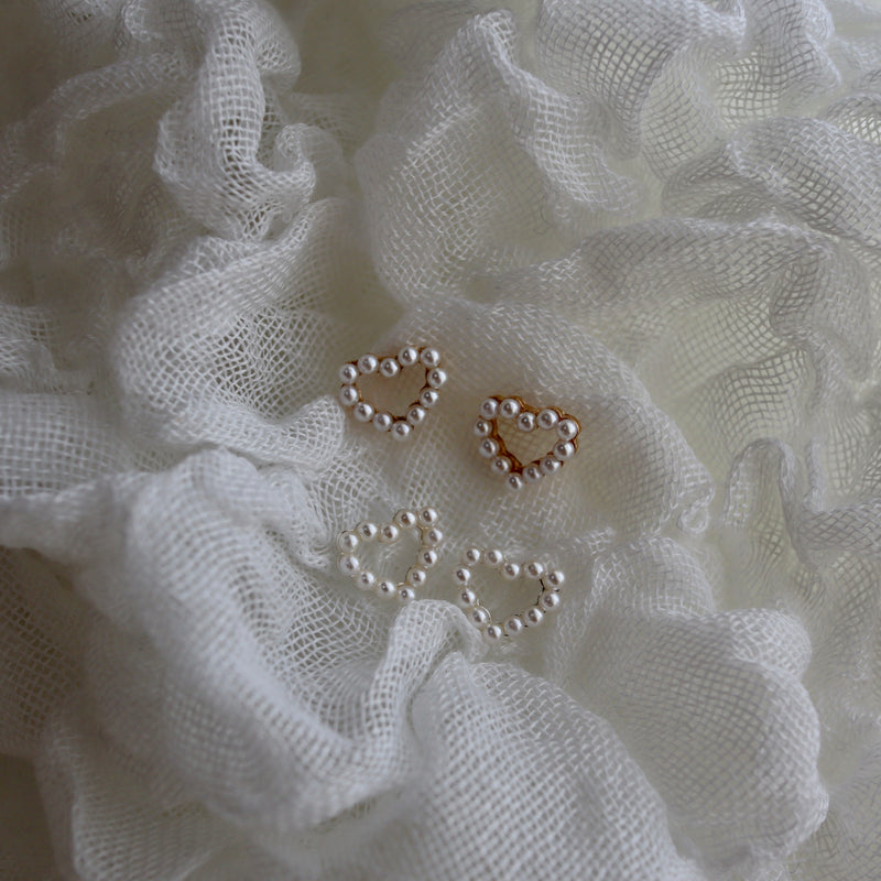 dot pearl heart pierce