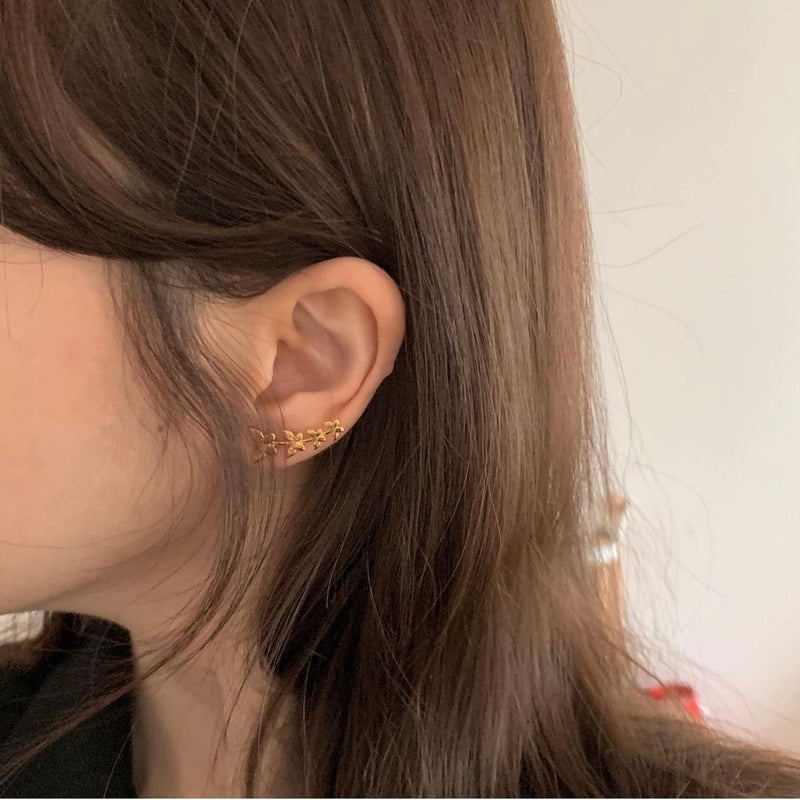 flying butterflies pierce
