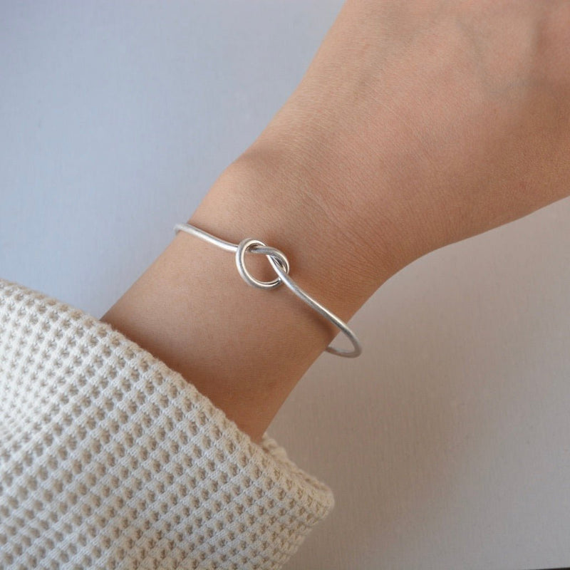 dot knot bangle