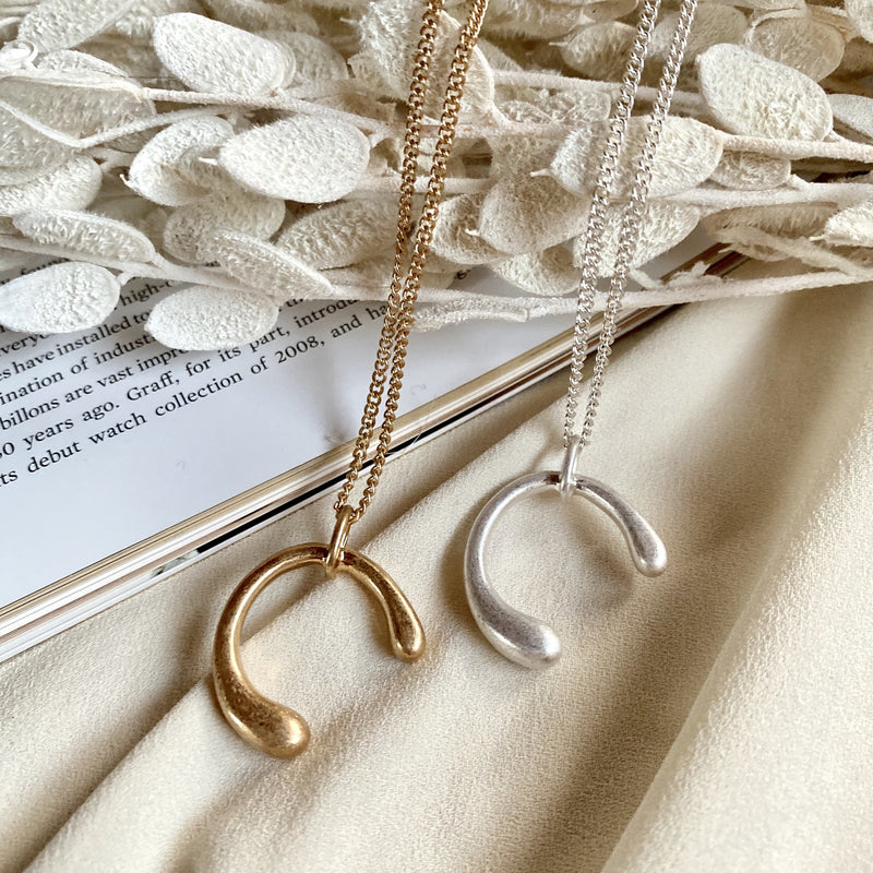 slippery necklace - beller