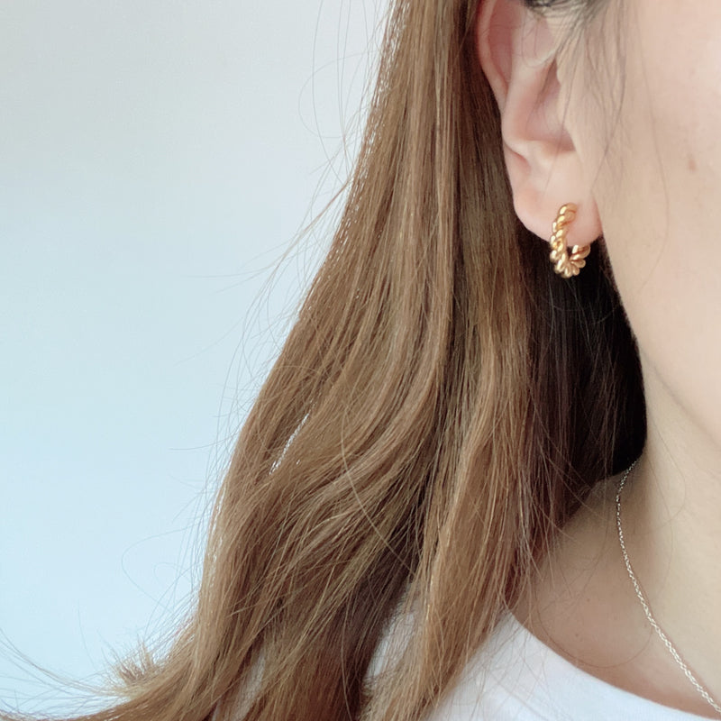 screw round pierce