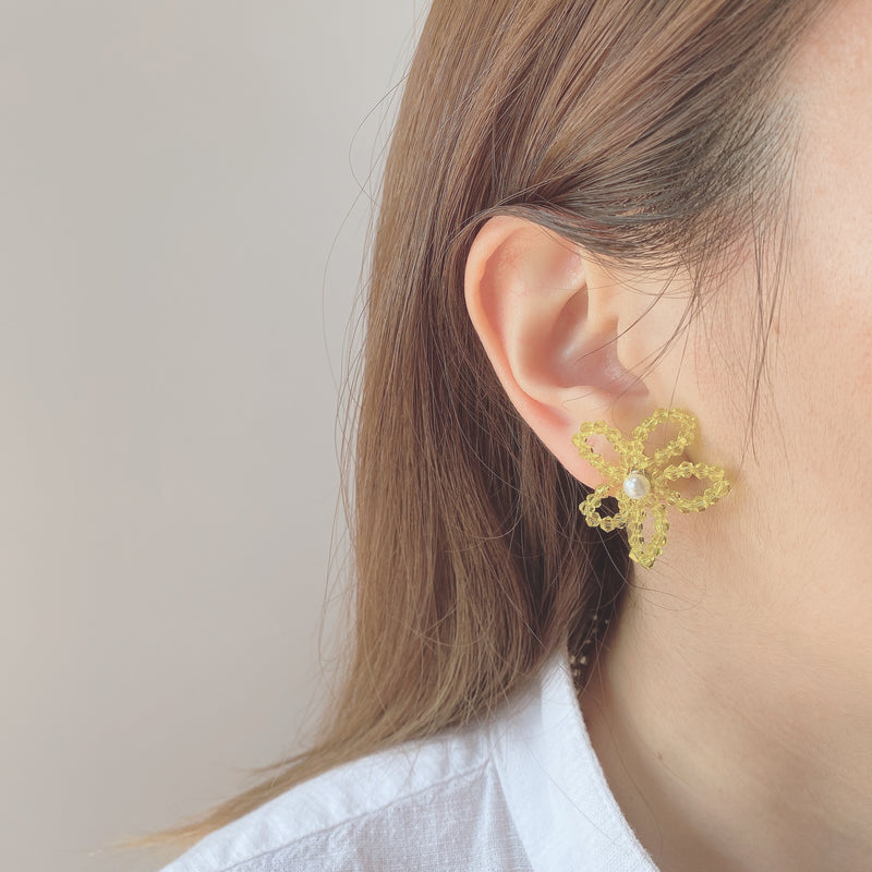 beads flower pierce