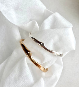 melty triangle bangle