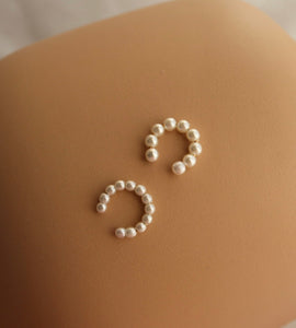 pearl curl ear cuff