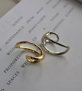 two finger shiny ring