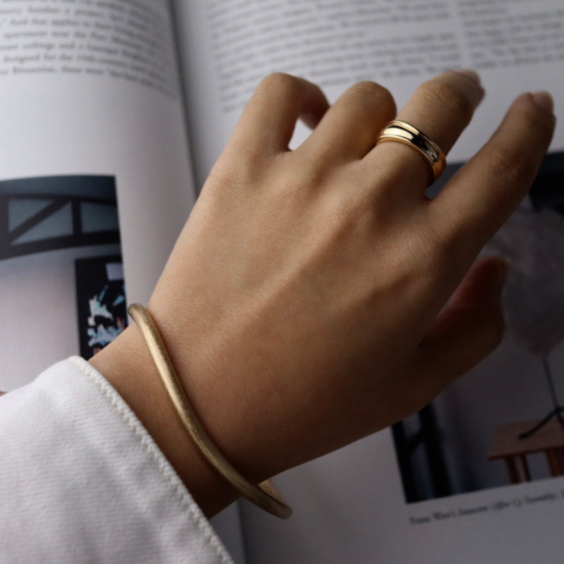 narrow mat bangle