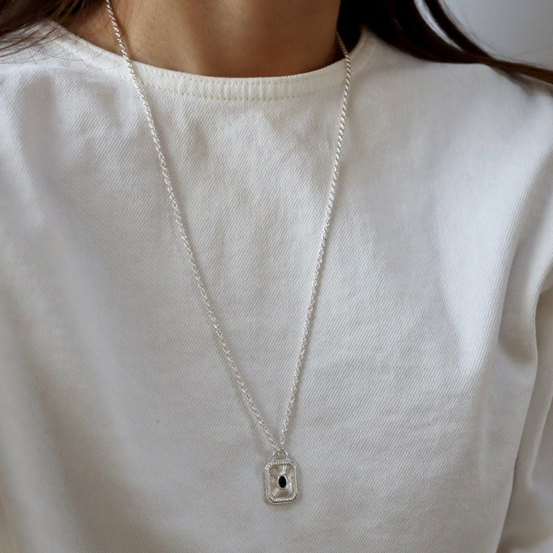 long aureola necklace