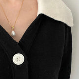 shell drop pearl necklace