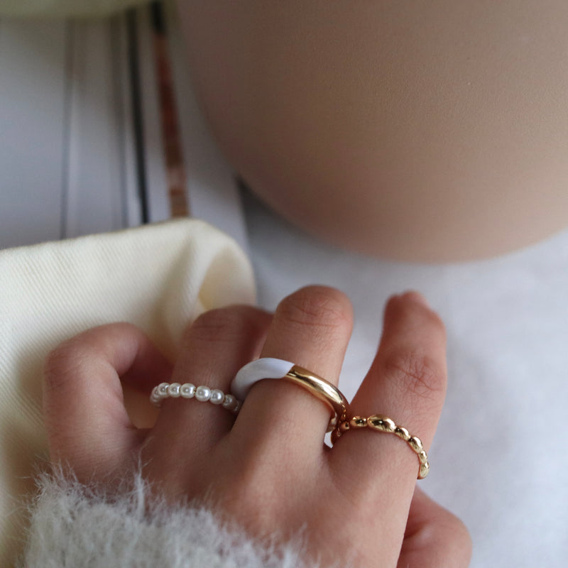 thin bi-color ring